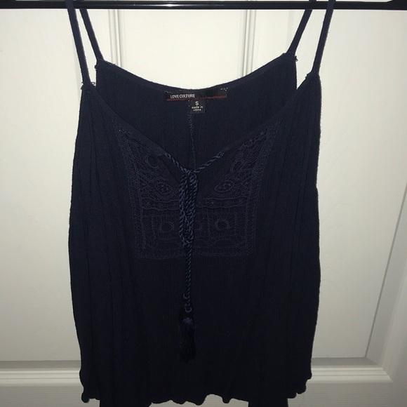 Shirt - Picture 2 of 2